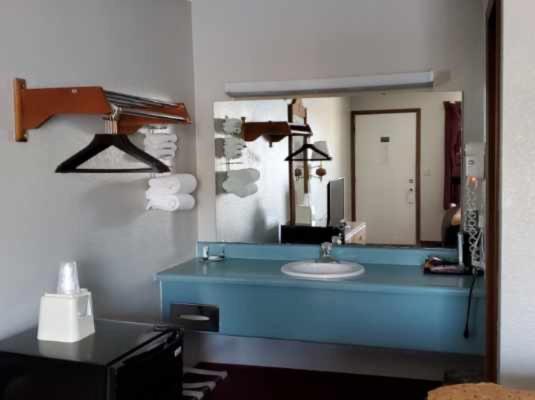 Spinning Wheel Inn Branson Extérieur photo